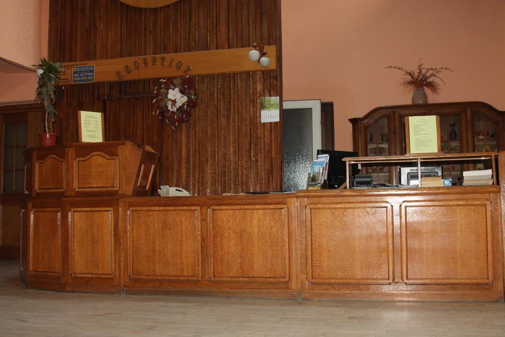 Hotel Zimbru Campulung Moldovenesc Ngoại thất bức ảnh